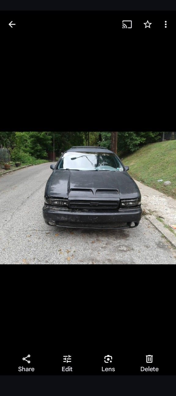 Caprice/Impala SS Hood 91-96 Fiberglass