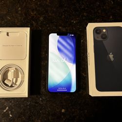 Brand New - iPhone 13 128GB Midnight - Unlocked