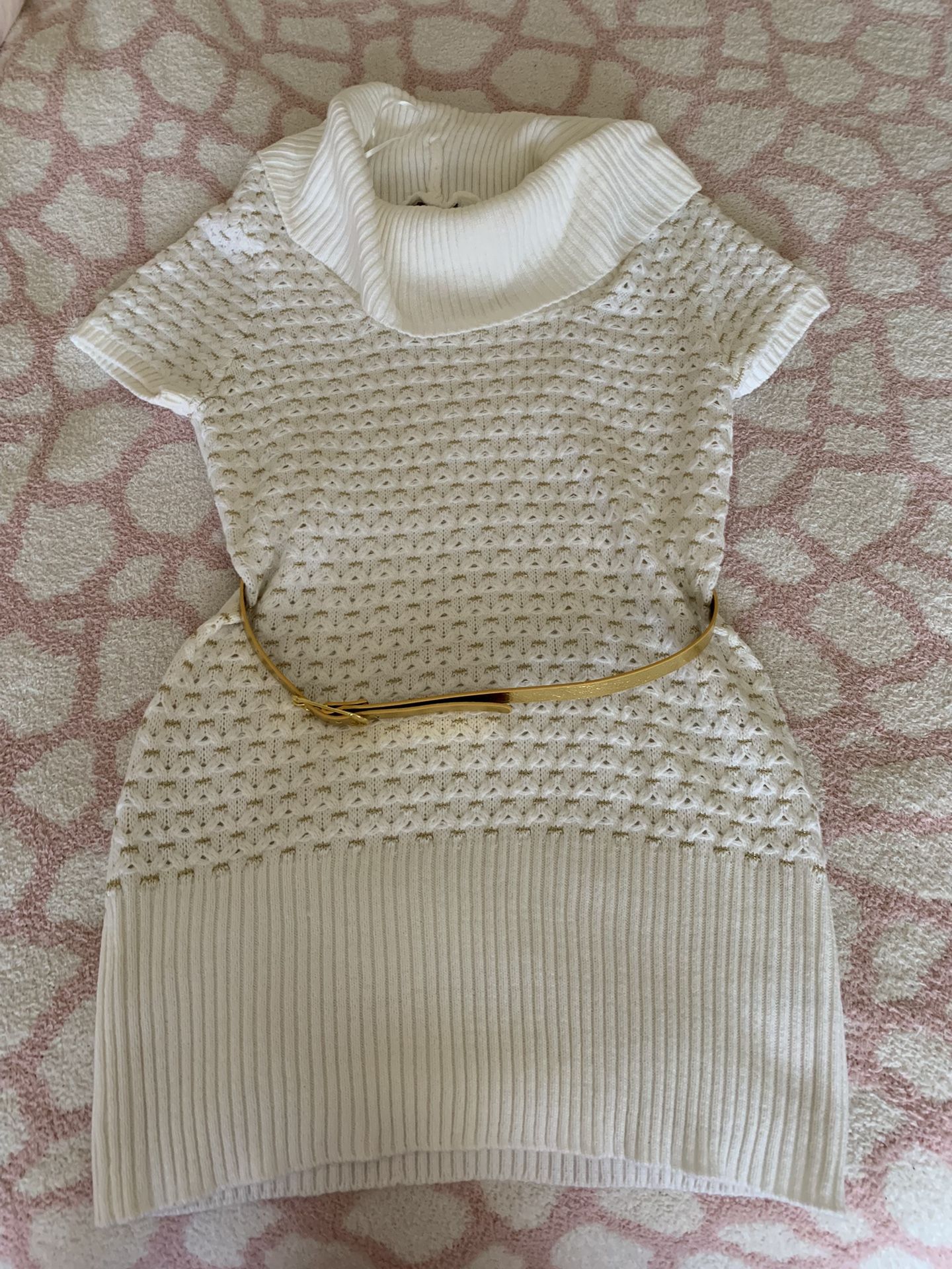 T/O Women's Cream/Gold Acrylic Pullover Cowl Neck Tunic Sweater Size Large