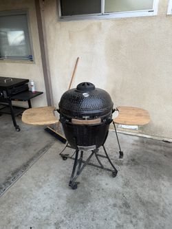 Pitt Boss Kamado Ceramic Grill