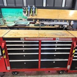 Will Deliver Tools Box With Tools