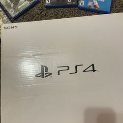 Play Station 4