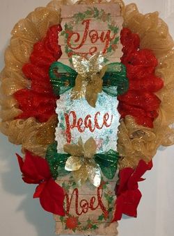 Joy, Peace and Noel Wreath 