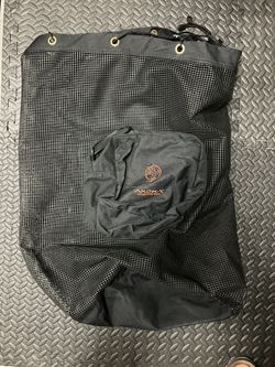 New Large AKONA scuba/snorkel Mesh Duffle Backpack 