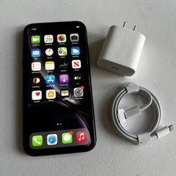 Unlocked Apple iPhone XR 64GB Black AT&T T-Mobile Metro PCs Cricket Verizon Straight Talk Cell Phone 