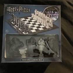 Harry Potter Wizard Chess Set
