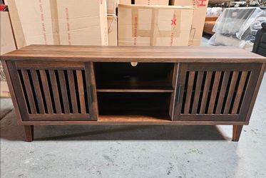 Shuttered door TV stand (60")