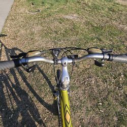 2017 Dimond back mountain bike