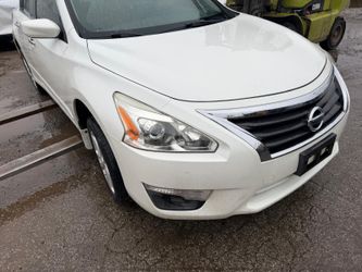 Nissan Altima 2013 2.5 Eng FOR PARTS