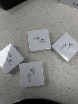 AirPods 4