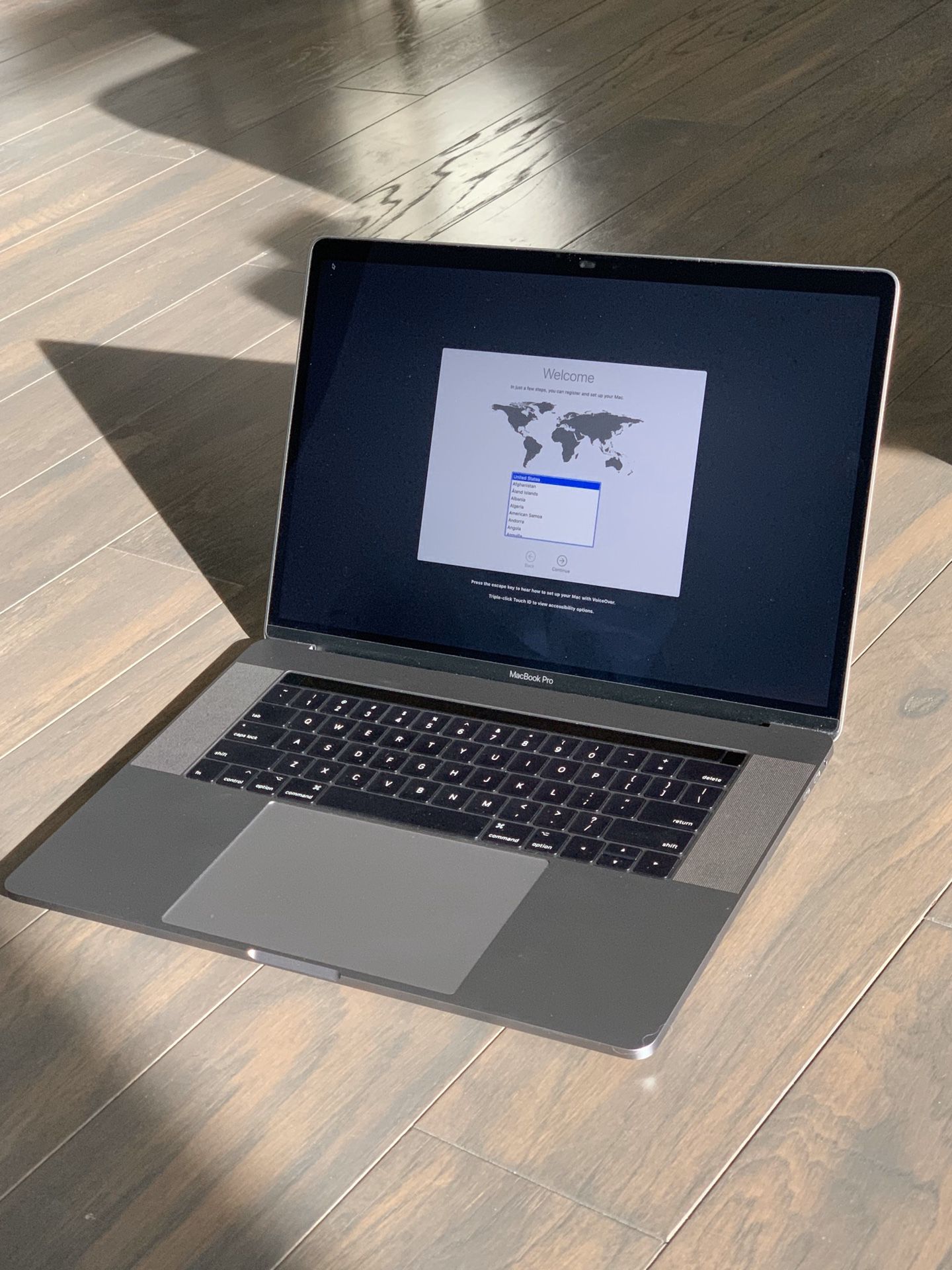 i7 16GB 15“ MacBook Pro upgraded