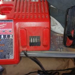 Milwaukee 18v 1.5 Battery And  Charger