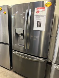 SPECIAL🚨28 cu. ft. 3 Door French Door Refrigerator