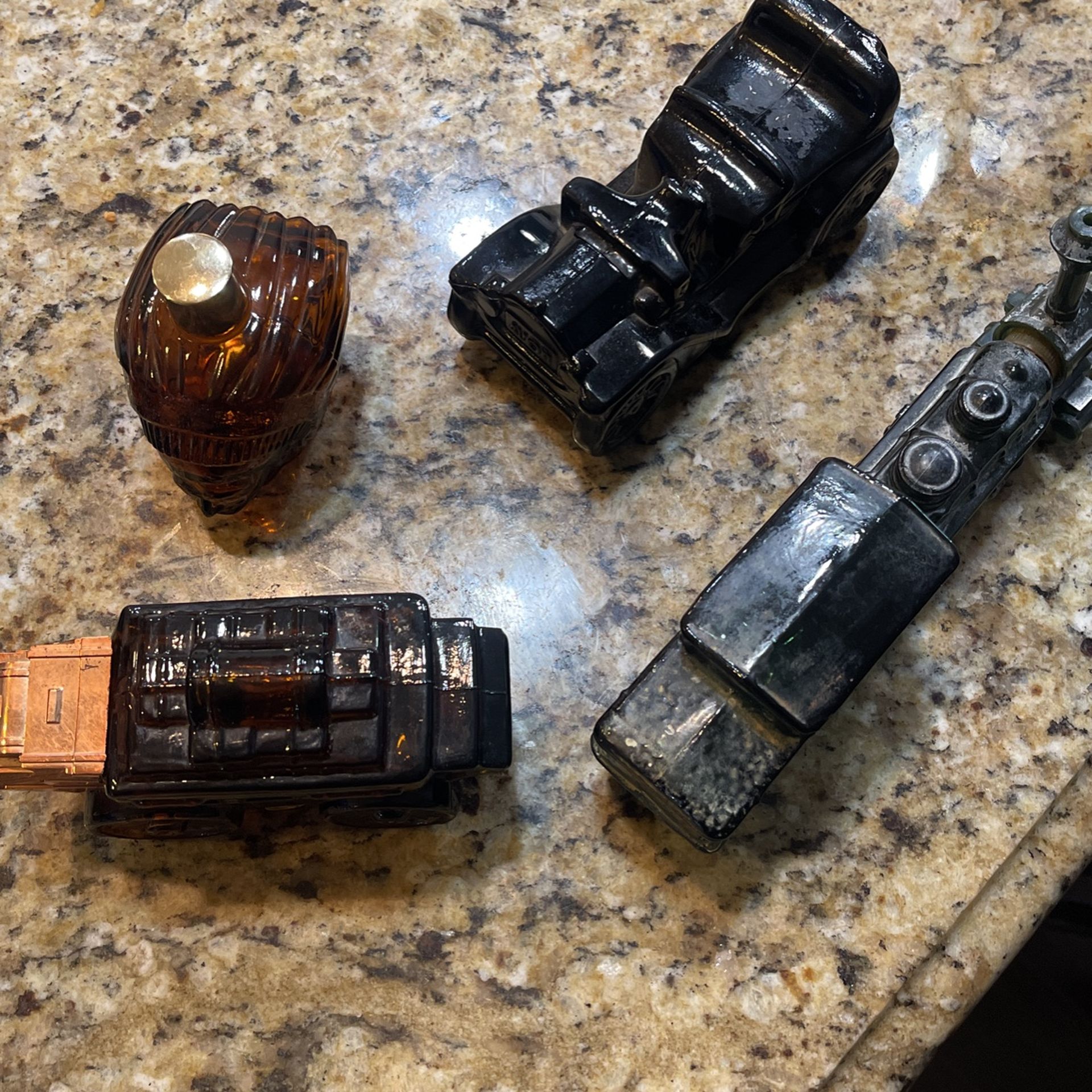 Avon Vintage Bottles Aftershave And Cologne Indian Car Train Stagecoach