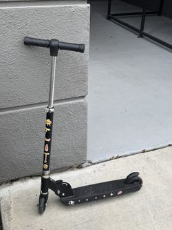 Black Scooty