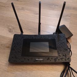 TP-Link Touchscreen WiFi Gigabit Router