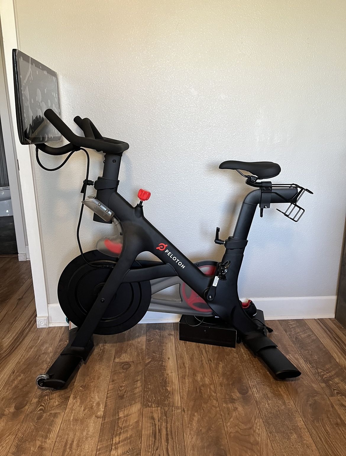 Peloton Bike / Exercise Bike