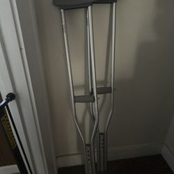 Adult Crutches