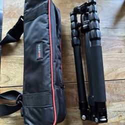 MeFOTO Q2 Carbon Fiber Travel Tripod - Excellent Condition