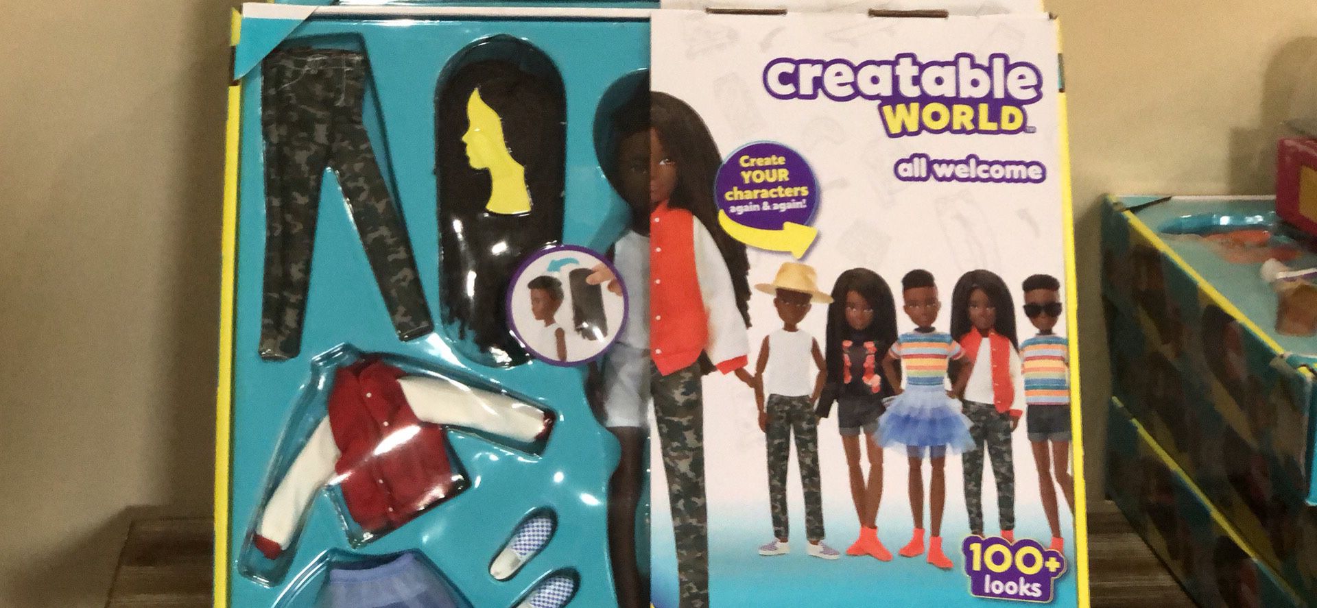Toys- boys or girls -Creatable world dolls- Mattel