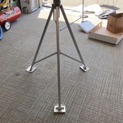 Fifth Wheel Stand 