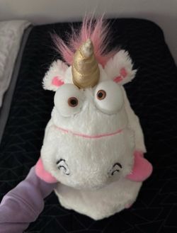 Original Universal Studios Despicable Me It's So Fluffy 22" Unicorn Plush