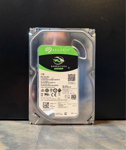 Seagate Barracuda ST1000DM010 3.5” 7200RPM 6Gbps 64MB Cache 1TB HDD for desktop, DVR, AIO computer or compatible devices