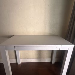 FREE IKEA Desk