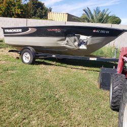 Eighteen foot aluminum boat