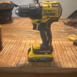 Dewalt 20v atomic brushless drill & 2ah powerstack battery