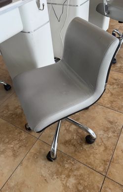 Manicure chairs
