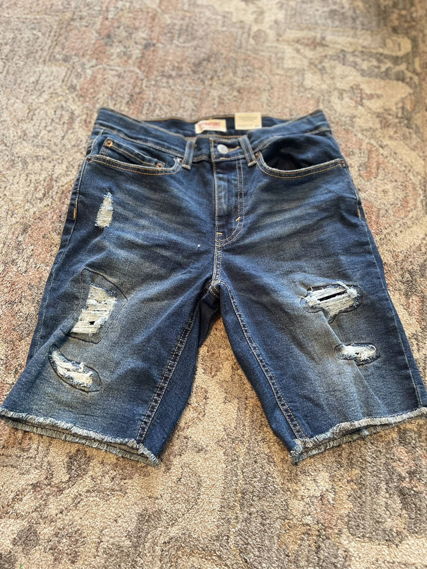 Signature Levi Strauss Distressed Denim Shorts size 16