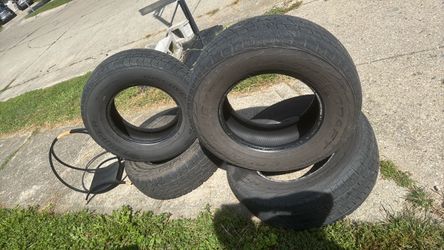 Truck tires