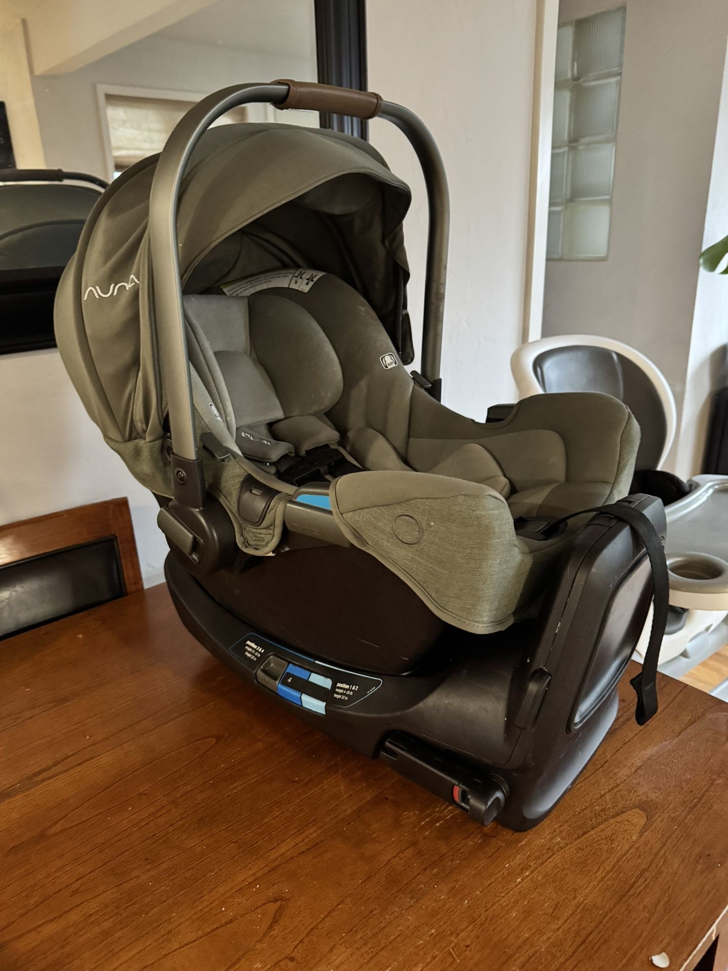 Nuna Car seat