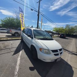 DODGE CARAVAN 2001