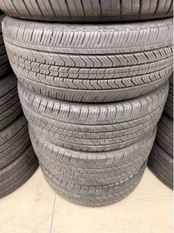 215-55r17 Michelin tires en Excelentes Conditiones de Vida las 4