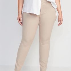 Old Navy High Rise Pixie Skinny Secret-Smooth Pockets