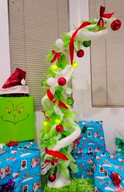 Green Grinch Christmas Tree 4Ft with Lights (Free Delivery Available) 🛻🔥