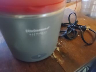 Elite Gourmet EFW-6080R Warmables Lunch Box Electric Food Warmer with Stainless Steel Pot, 32 Ounce, Grey Red