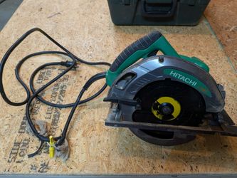 7-1/4" Hitachi corded circular saw
