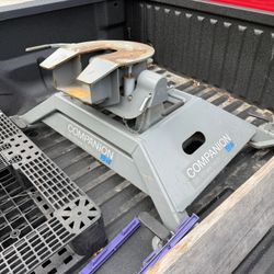 B&W Companion OEM Puck 5th Wheel Trailer Hitch Base for Dodge Ram