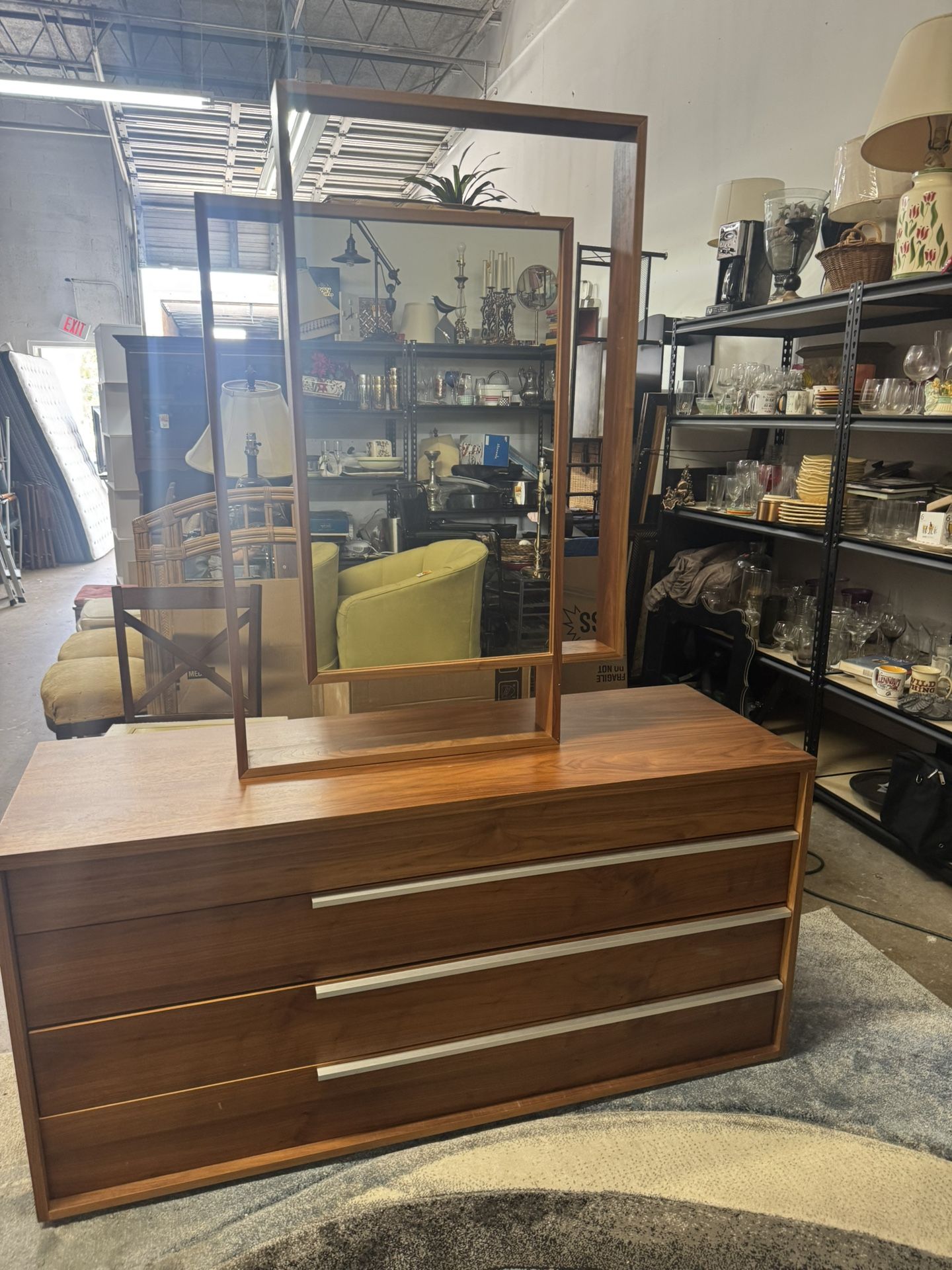Modani Veneto Dresser W/ Mirror - 60” x 21” - Retail: $1499