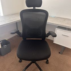 Modern Office Chair - Can Deliver!