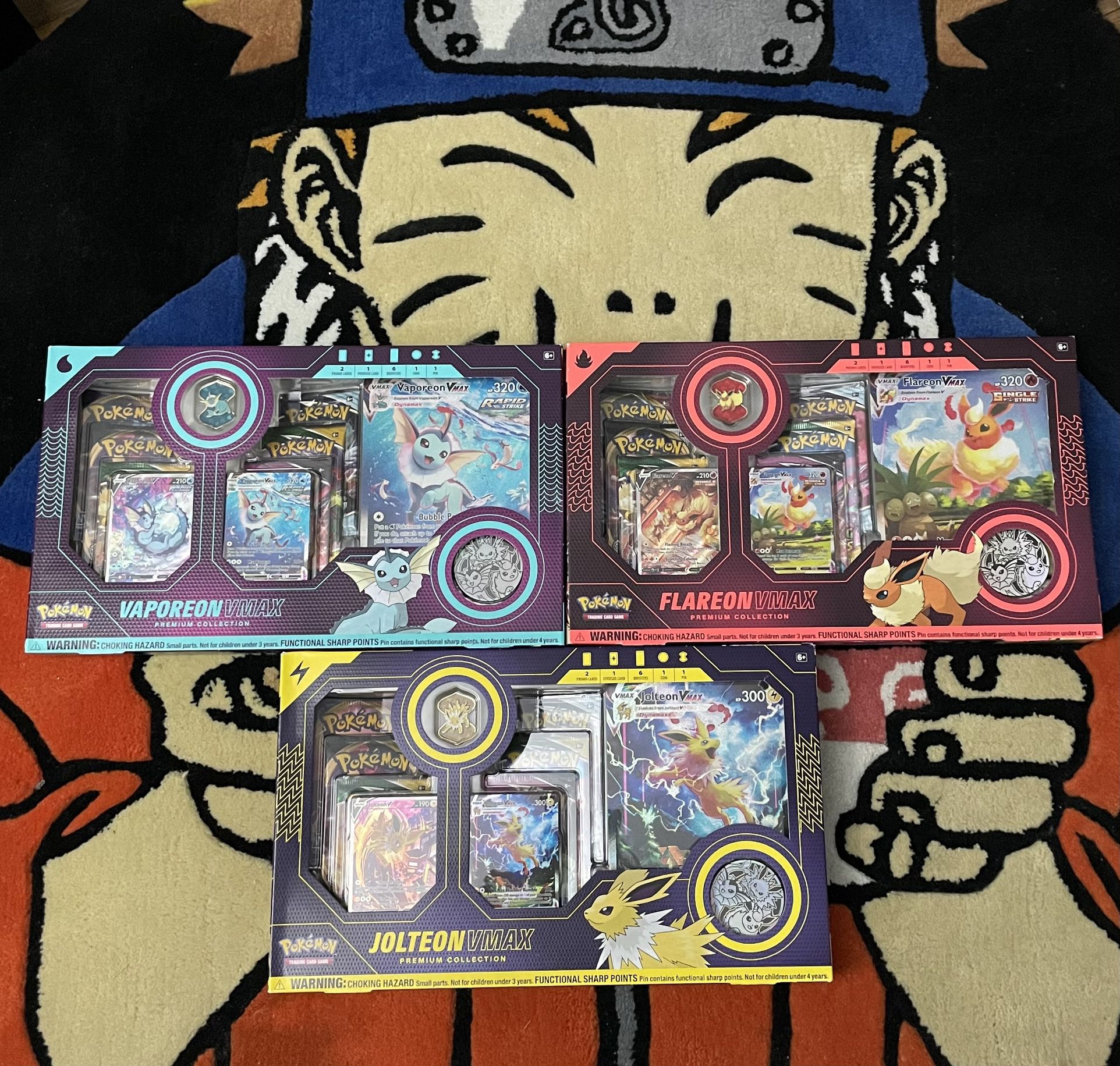 Pokémon Trading Cards Eeveelution Vaporeon, Flareon, Jolteon Premium VMAX Collection Box