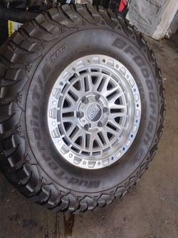 17x9 axd rims 6 lug 6x139 on used tires 35 1250 17