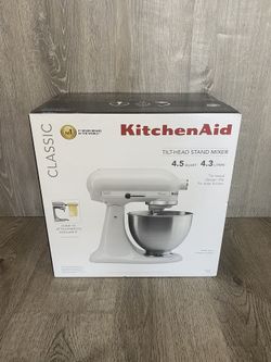 KitchenAid Classic Tilt-Head Stand Mixer (4.5 Quart)