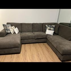 Sectional Sofa - Great Condition