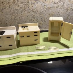 vintage Renwal Dolls And Doll Furniture