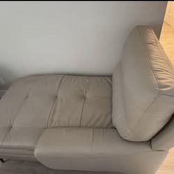 Modern Beige Chaise Lounge / – Great Condition
