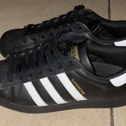 Black Adidas Superstar ADV